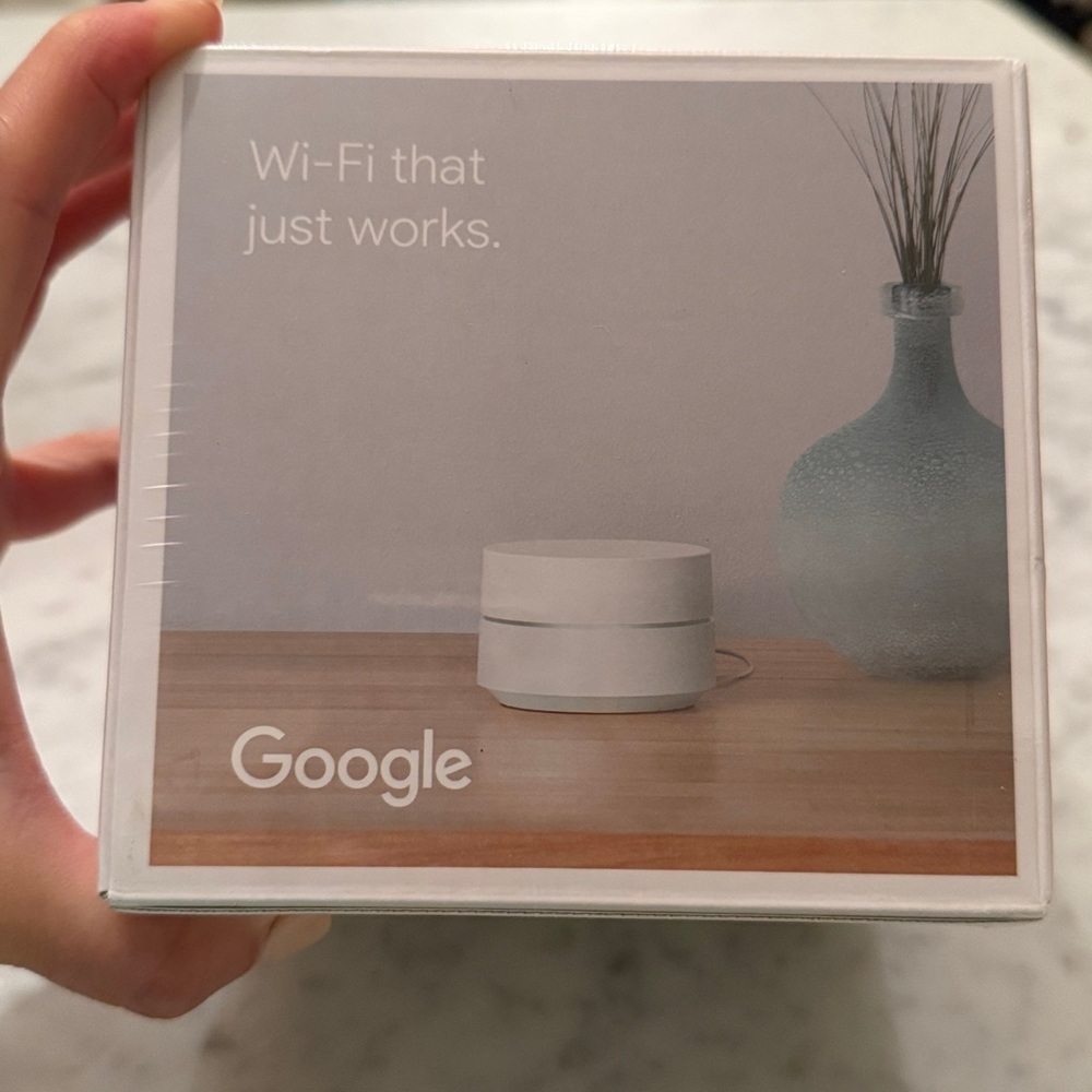 New Google - Wifi - Mesh Router (AC1200) - 1 pack - Picture 2 of 3